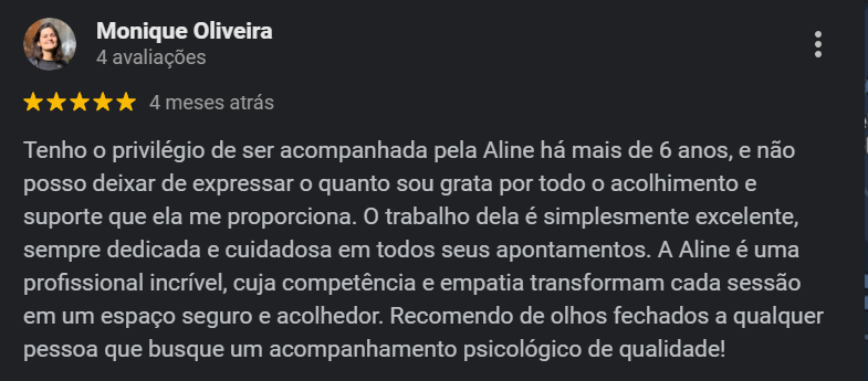 Depoimento de paciente sobre acompanhamento psicológico de longo prazo, ressaltando acolhimento e suporte contínuo.